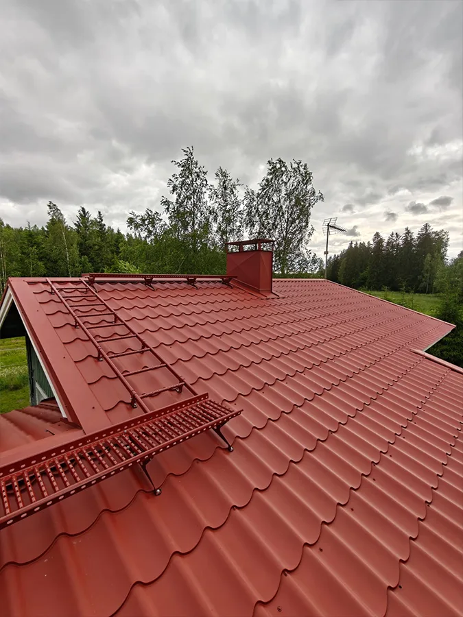 Trekatteen toteuttama tiilikatto